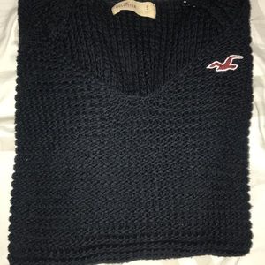 Navy blue knit hollister top